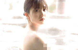 乃木坂46・久保史緒里さん、初めての写真集ほぼ裸になってしまう・・・