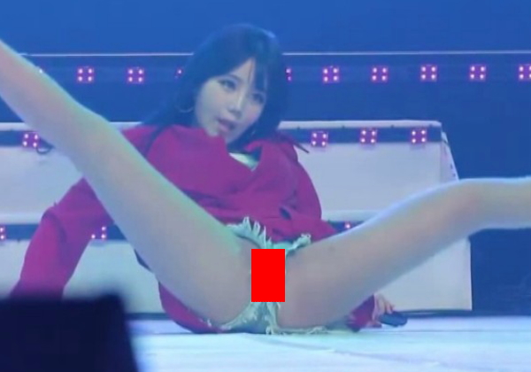 お股の緩い韓国アイドルのステージでマンコ見せすぎだろｗｗｗｗｗｗｗｗｗ（画像あり）